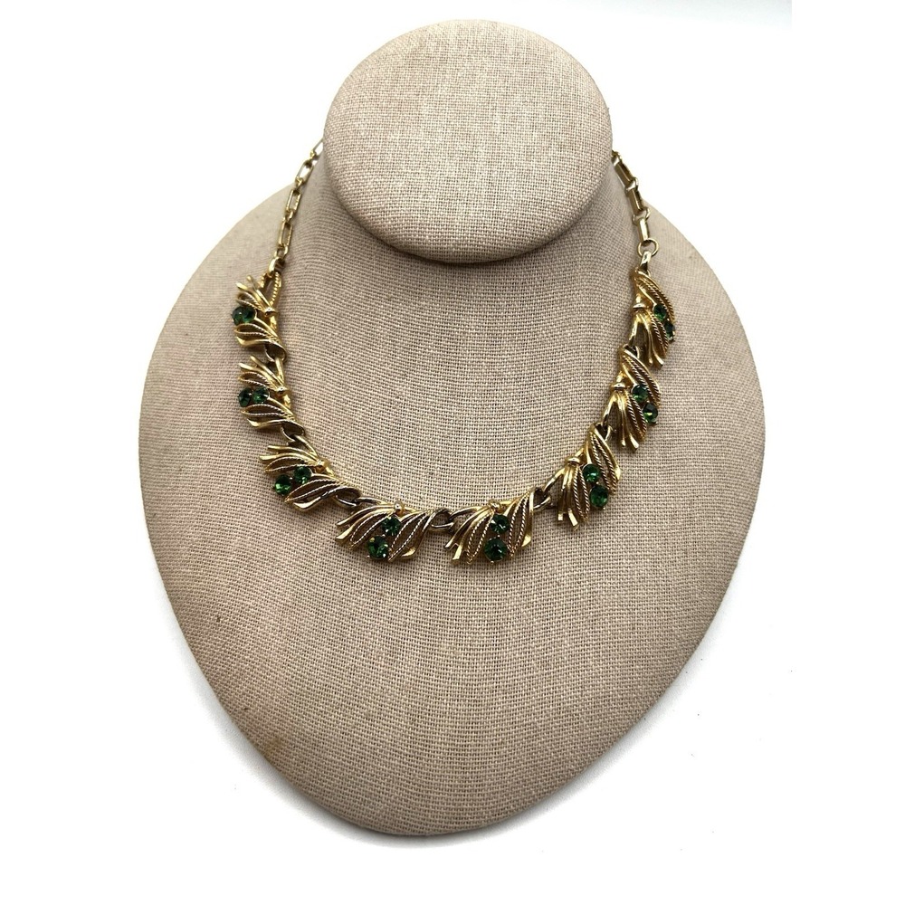 Vintage Lisner‎ Green Rhinestone Necklace